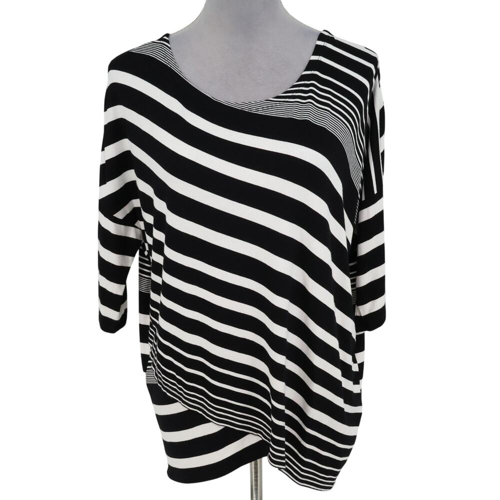 Chicos Top 1 Womens Medium Black White Stretch Knit Asymmetric Stripe Blouse
